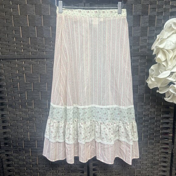 Vintage A-Line Button Up Pink and striped Floral Print Skirt by Chequers Size 7/ - Picture 7 of 7